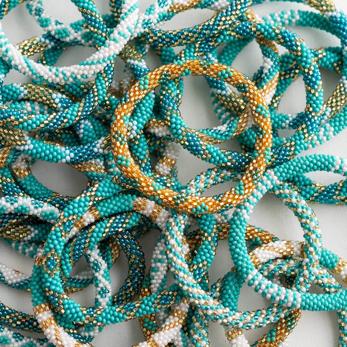 💎 Roll-On® Jewelry -  Aquamarine - Set of 12 Bracelets