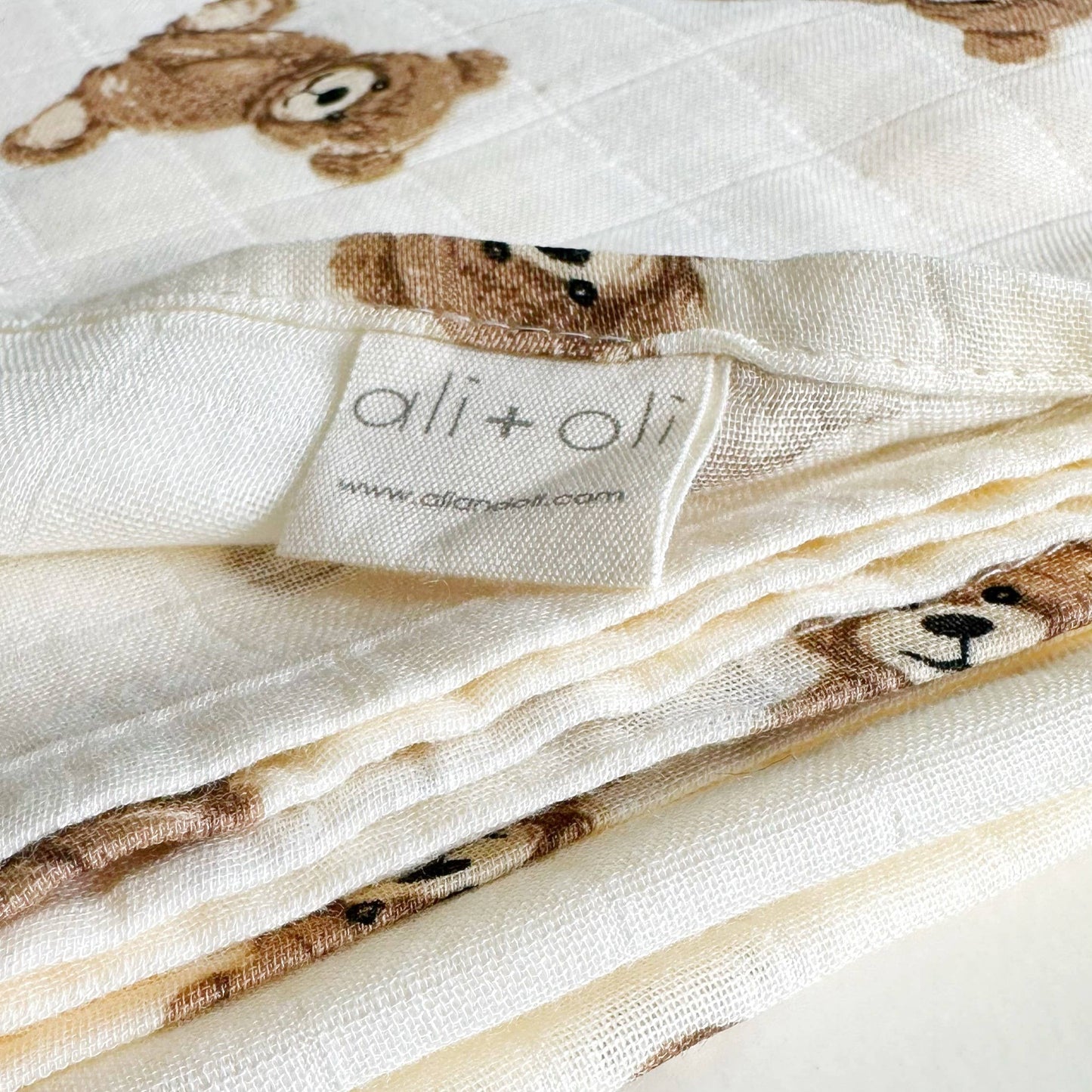 Teddy swaddle