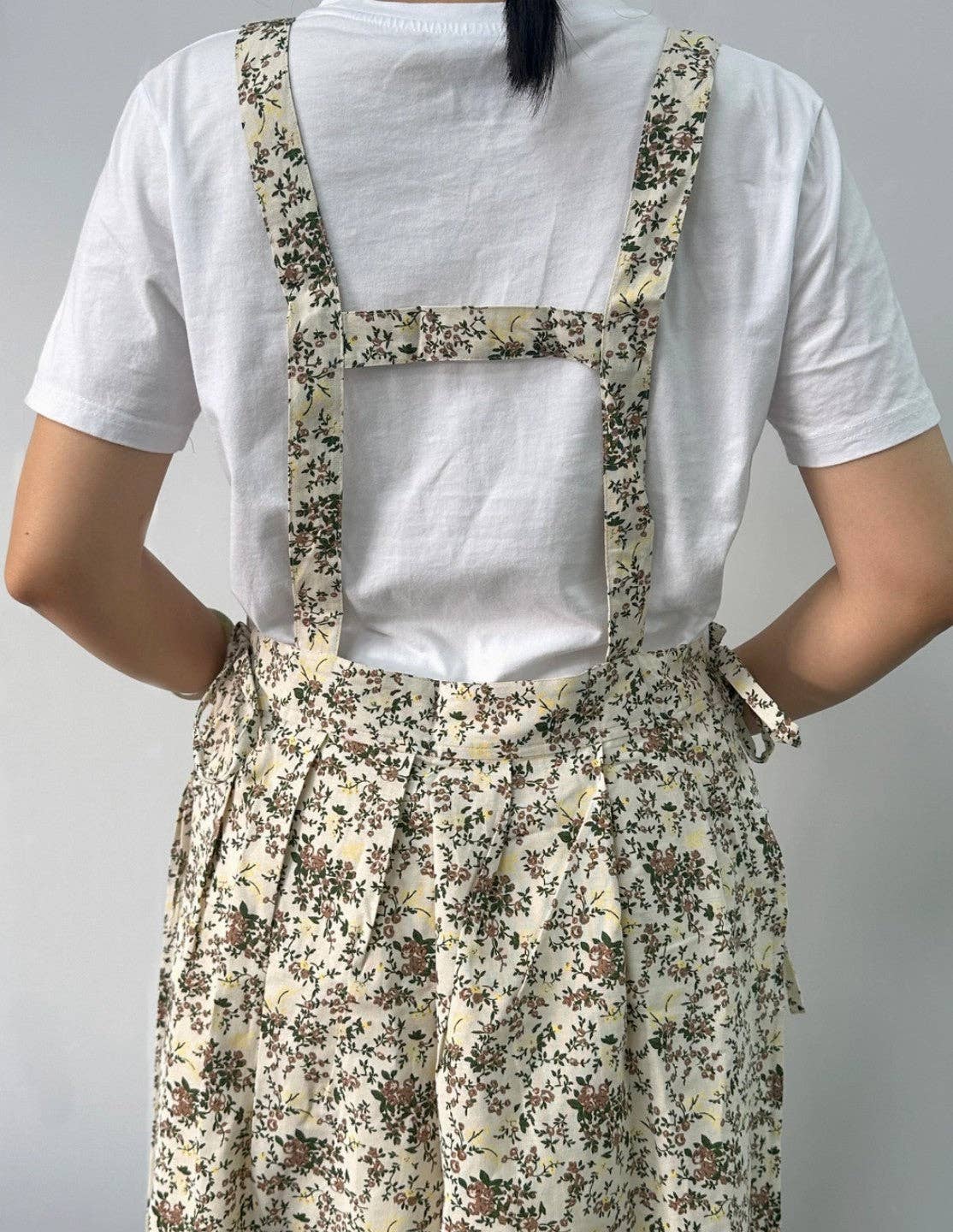 Cotton Flower Apron