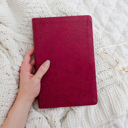 ESV Large Print Thinline Bible TruTone®, Raspberry Floral