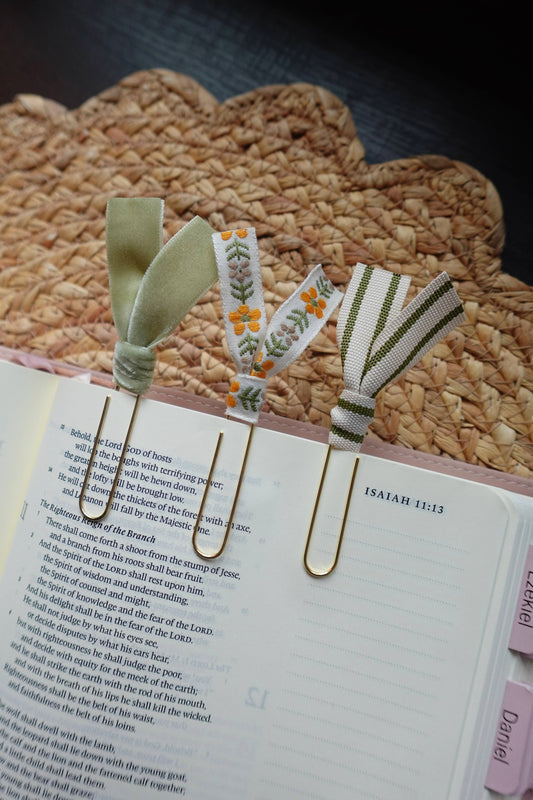 Garden Grace Trio – Handmade Ribbon Bookmark