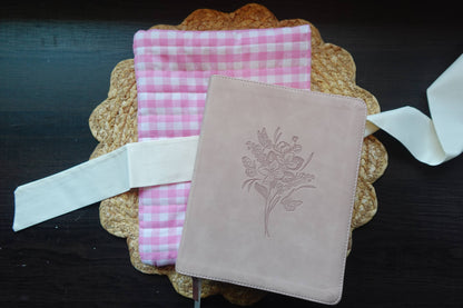 Gingham Grace Bible Sleeve - Handmade Bible Cover